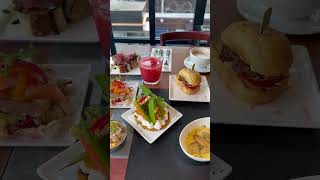 Un Brunch Authentique Face Au Lac Léman