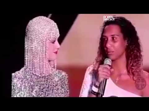 Katy Perry realiza homenagem para vereadora Marielle Franco na "Witness Tour"