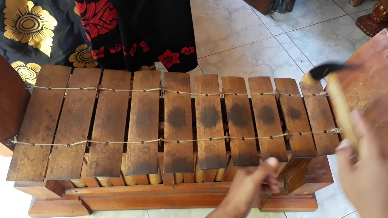 Ciaaattt...tutorial Puspanjali  - Gangsa polos