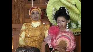 Resepsi Pernikahan Adat jawa Timur