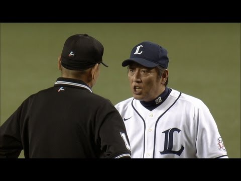 「タッチあっただろ！」渡辺監督がベンチを飛び出し抗議！ 2013.09.25 L-E