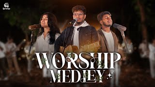 Worship Medley Vandanam + Build My Life + What A Beautiful Name + Agnus Dei Karunya University Resimi