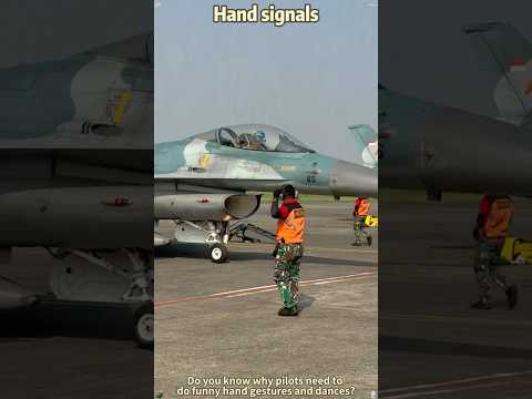 Do you know why pilots need to do funny hand gestures and dances?#airforce #usa🇺🇸
