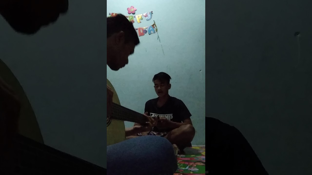 Cover iwan fals " sarjana muda " petikan - YouTube