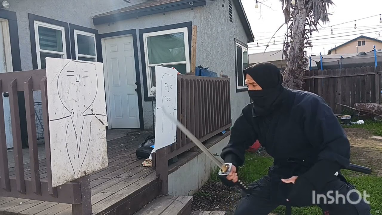 Shadow Hawk koga Ryu Ninjutsu training Drill. ninja stealth and weapons tactics.