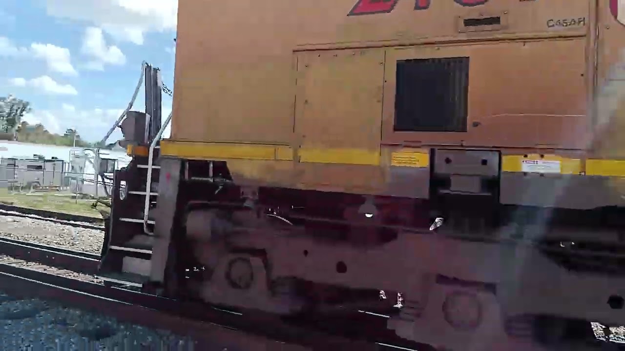 Union Pacific manifest heading to CSX Gentilly yard.