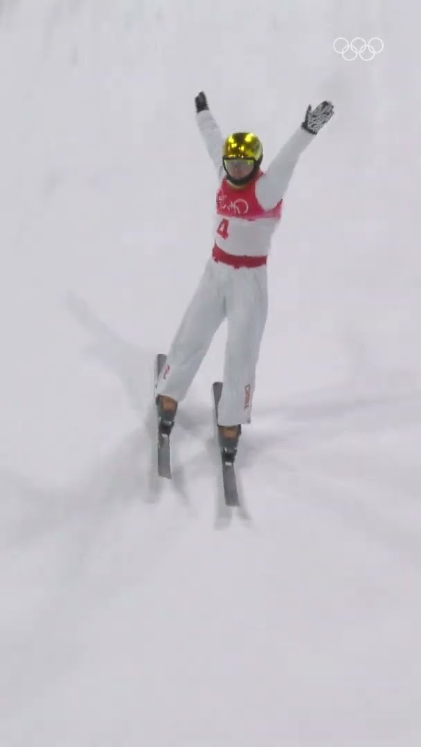 The moment at #Beijing2022 when Qi Guangpu nailed the landing, and soared to claim the gold! ?✨