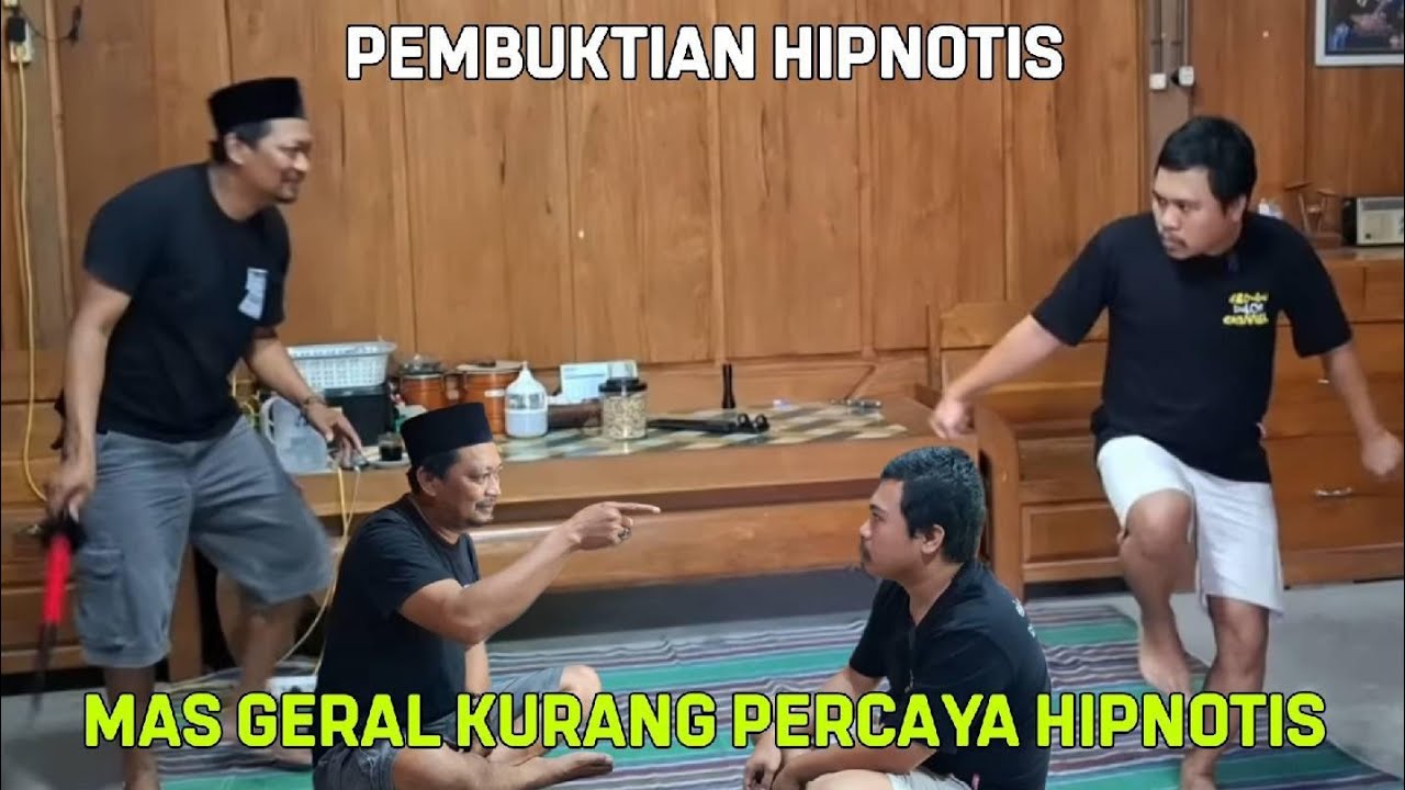 TURUTI, MAS GERALL PENGEN TAU RASANYA DI HIPNOTIS .GAS LUCU2AN YO...