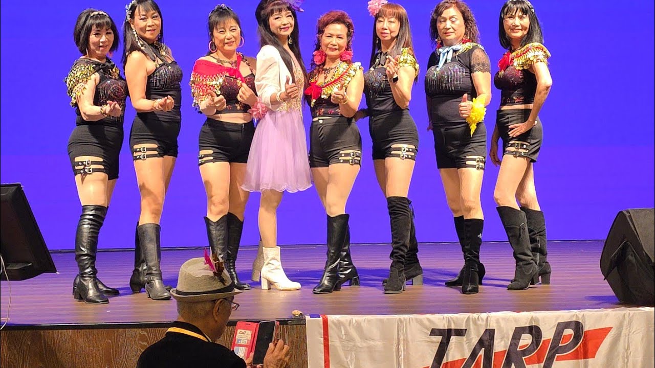 天后駕到~雅雅演唱(Kiss Me舞團伴舞)