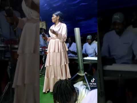 تغريد العشره قرب قريب تعال يا الحبيب