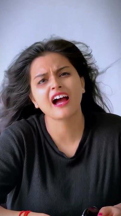 video-pawan-singh-nazar-milao-babuaan-se