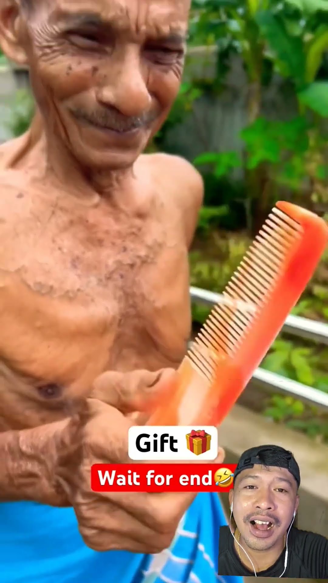 KAKEK DAN NENEK TUKER HADIAH ? #dubbing #funny #shorts
