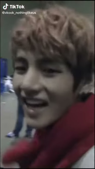 TAEHYUNG missing your boxy smile...