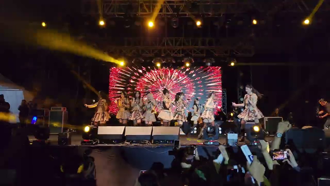 JKT48 - Heavy Rotation (NRG Palembang)
