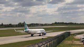 Iberojet A320-214 Taxiing To Rwy 01