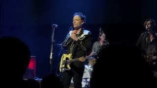 Download lagu Wallflowers live in concert 5/24/25
