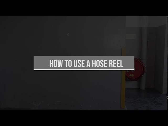 16 Using the Hose Reel 