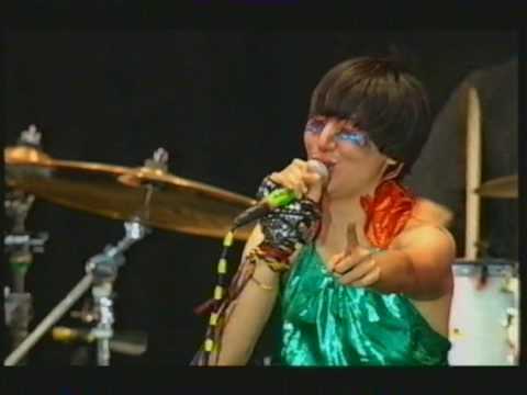 Yeah Yeah Yeahs - Turn Into (Inglés-Español) 