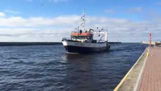 Kuter Rybacki Powraca Z Połowu Ryb