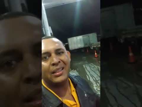 Marido flagra esposa saindo de motel com amante