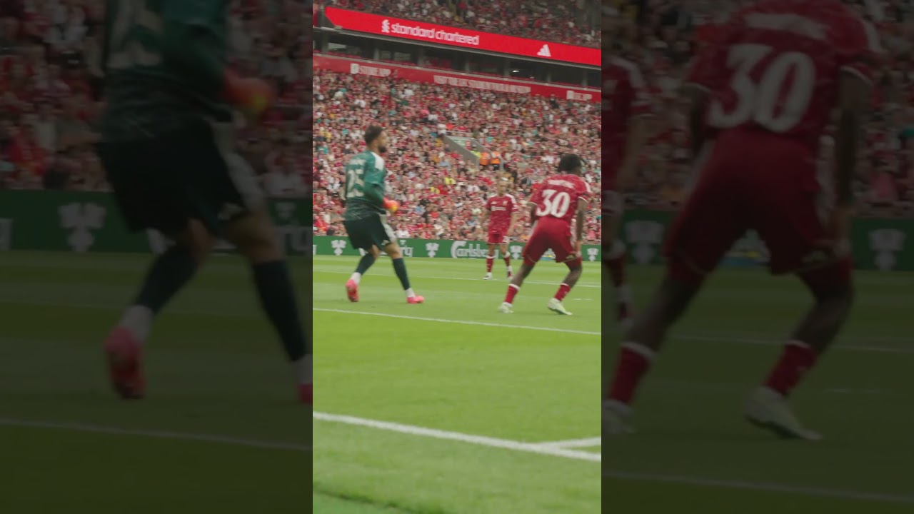 Le but de Mika Biereth face à Liverpool (2-3)