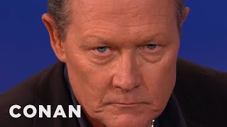 Robert Patrick Recreates His