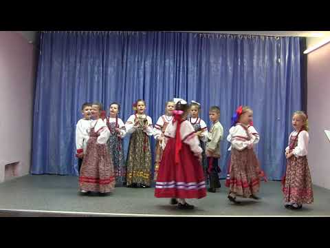 1201 Фольклорный ансамбль