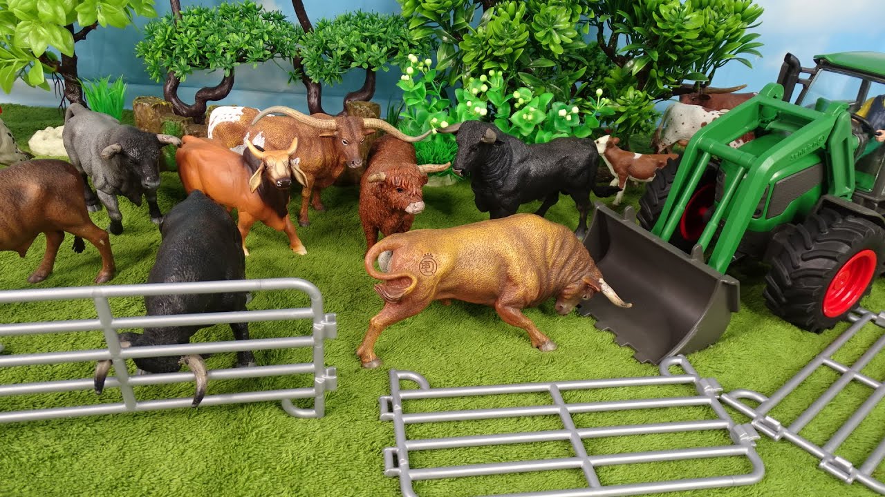 TORO BRAVO/ Stop motion/bull destroys the farm