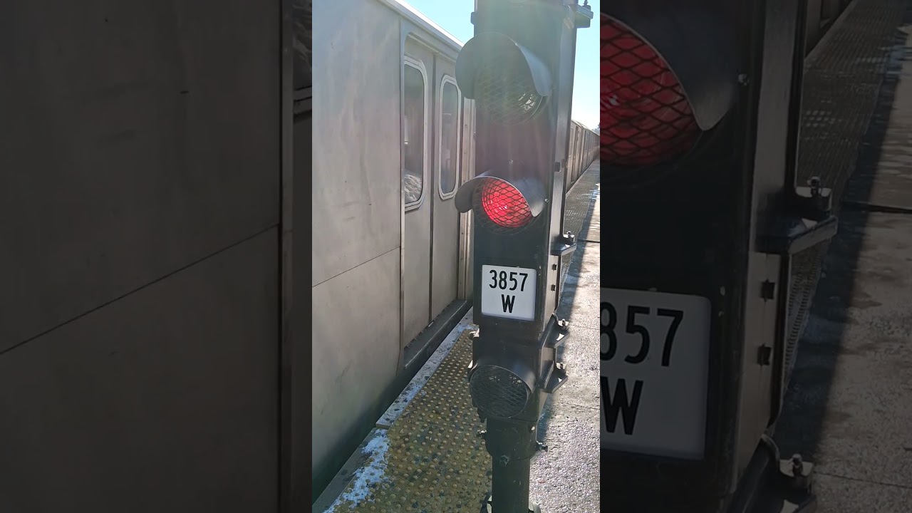 5 train leaving east 180th st