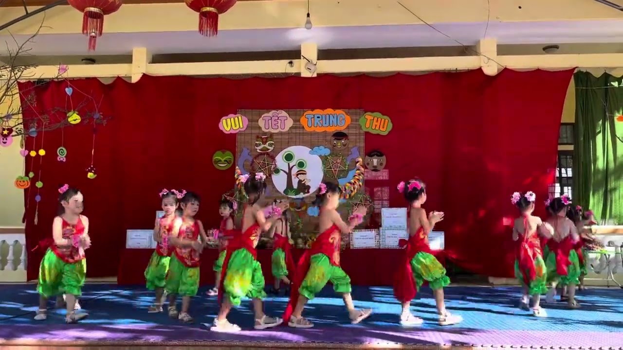 Múa Lồng đèn trung thu