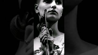 The Edge (U2) &amp; Sinéad O&#39;Connor : Heroine 1986  #shorts