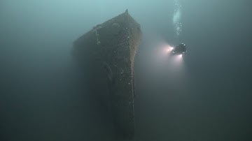 Arctic Wreck Diving - SS Dronning Maud