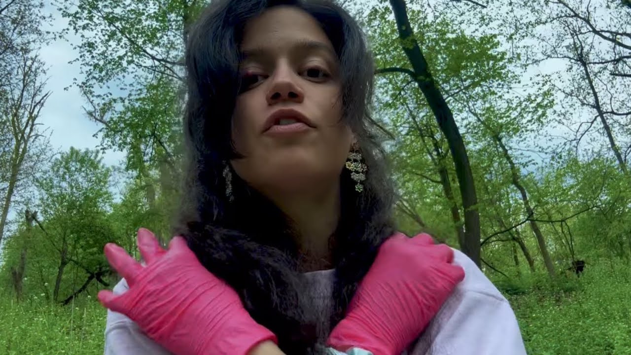 asmr • silly massage therapist massages ears, neck, shoulders, scalp, + wrists