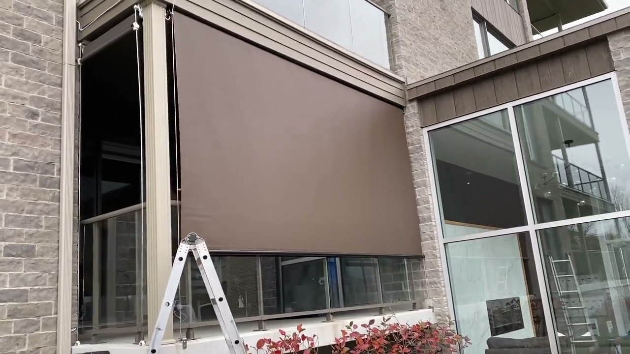 Murs moustiquaires motorisés balcon