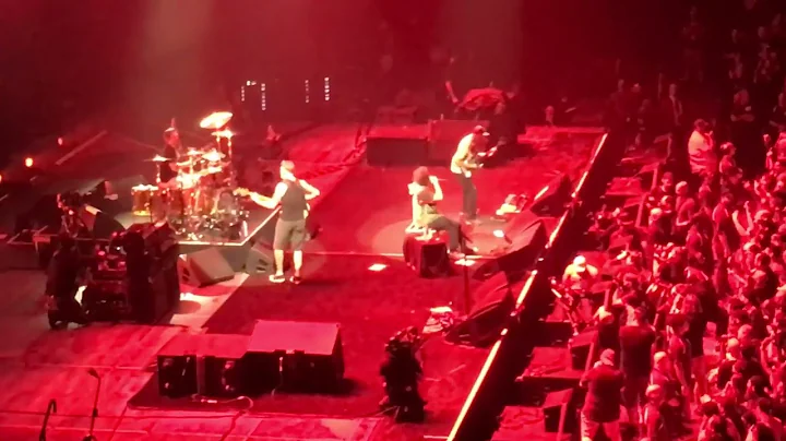Rage Against The Machine - Bombtrack - KeyBank Center, Buffalo, NY - July  25, 2022 7/25/22