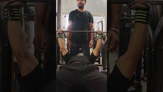 #benchpress #gymvideos #motivation #trending #viralyoutubeshorts #viwes