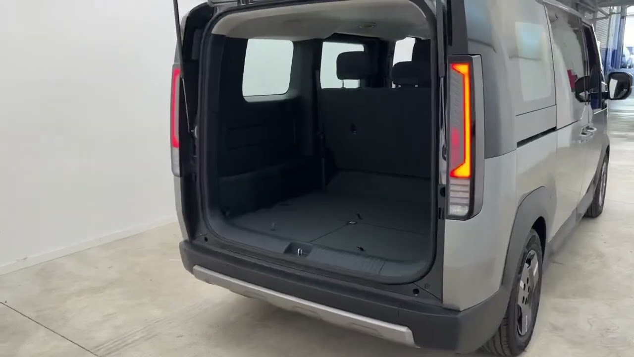 KIA PV5