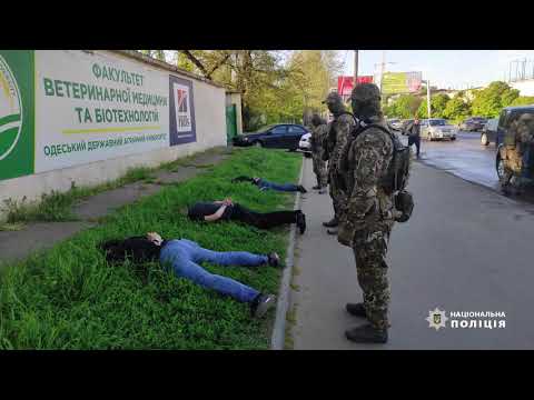 Грабували відвідувачів розважальних закладів  – в Одесі поліція затримала угруповання «гастролерів»