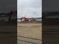 À Royan , un camion chargé peut en cacher un a autre.