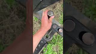 Perfekcyjne dopasowanie! Satysfakcjonujące zapięcie 🚜💥 Flawless heavy duty hitch alignment#tractor