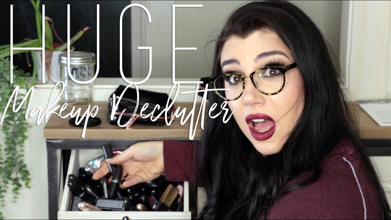 DECLUTTERING MY MAKEUP + MY MAKEUP STORAGE AND COLLECTION | MSQUINNFACE