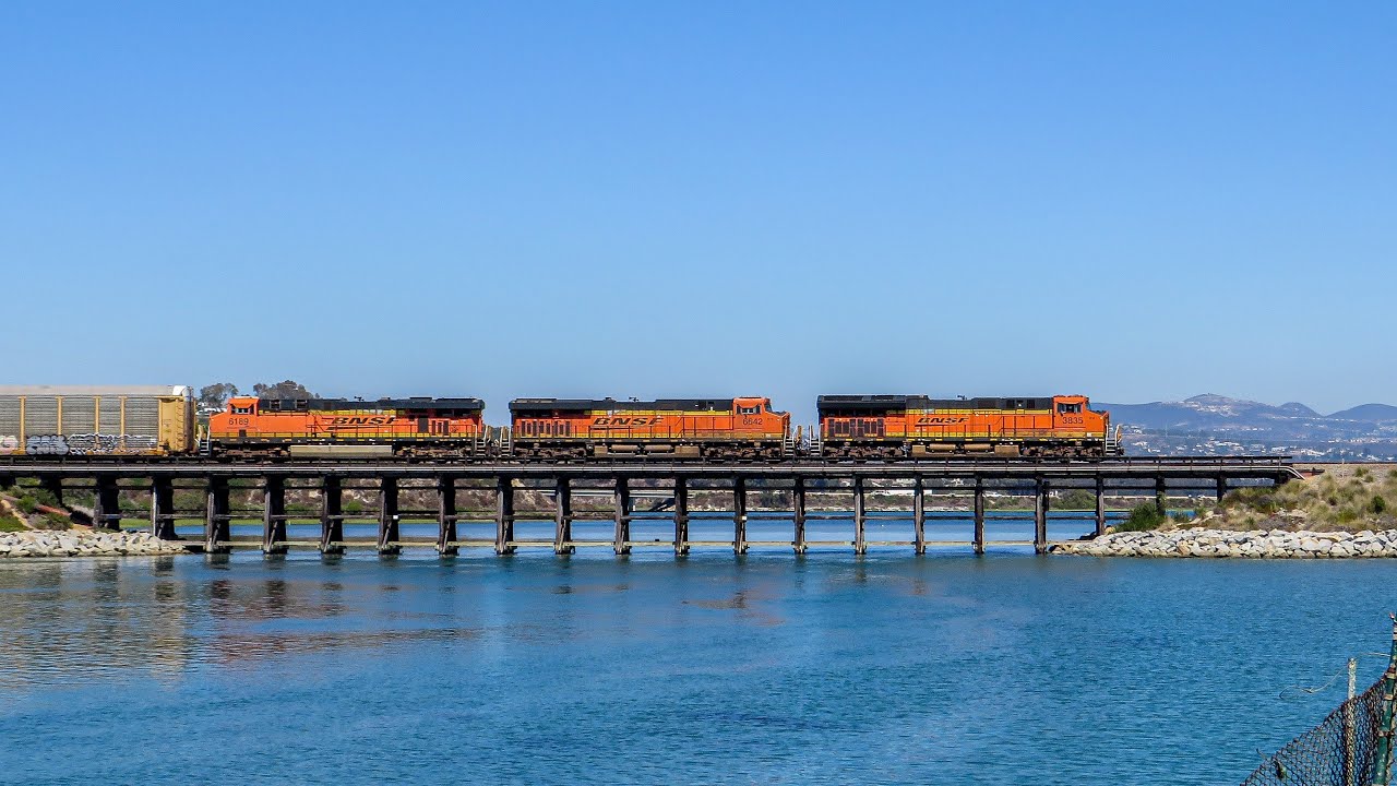 hd-bnsf-metrolink-coaster-amtrak-in-san-diego-county-august-2024