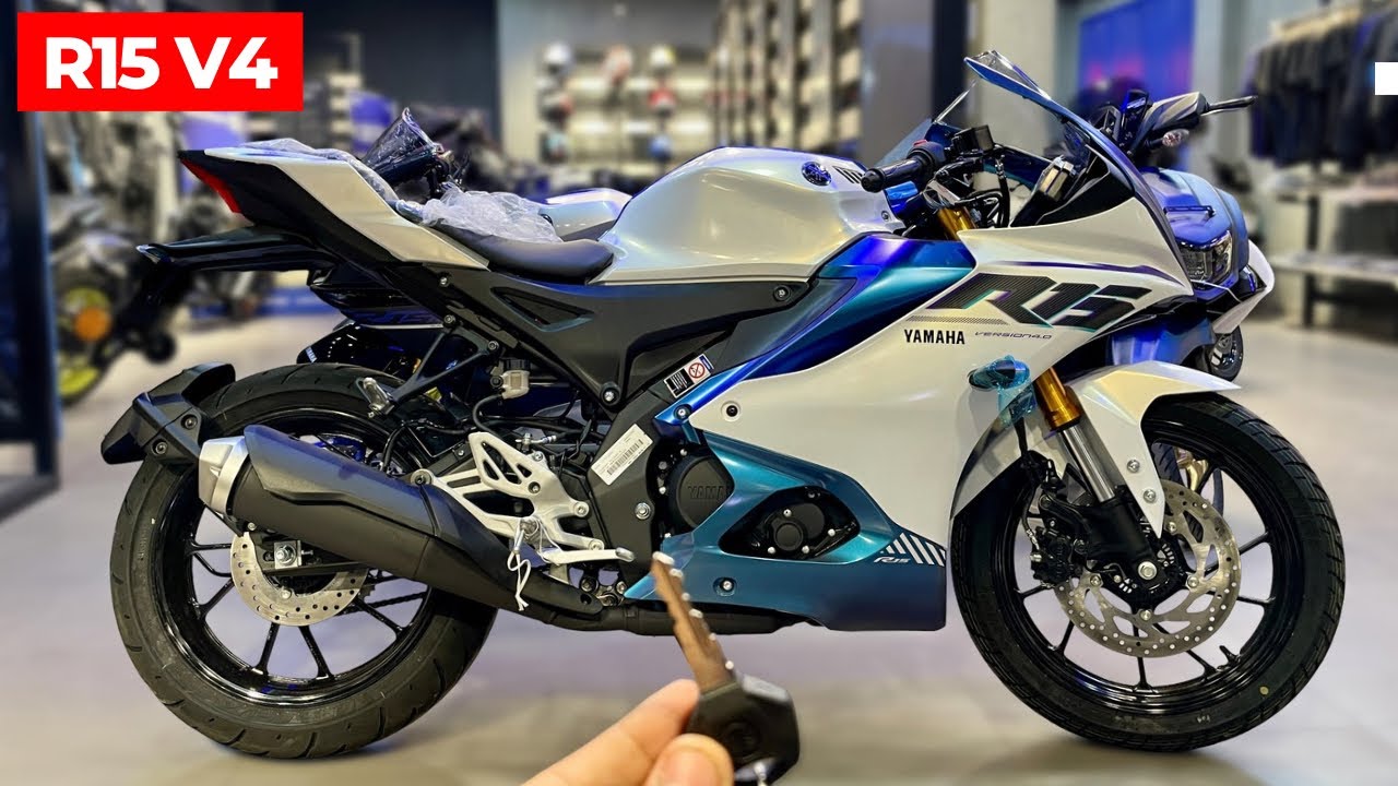 2025 Yamaha R15 V4 New Pearl White😍 OBD-2B With ON ROAD PRICE & MILEAGE✅