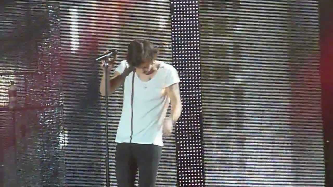 One Direction - Rock Me - live Sheffield 19 march 2013 - HD