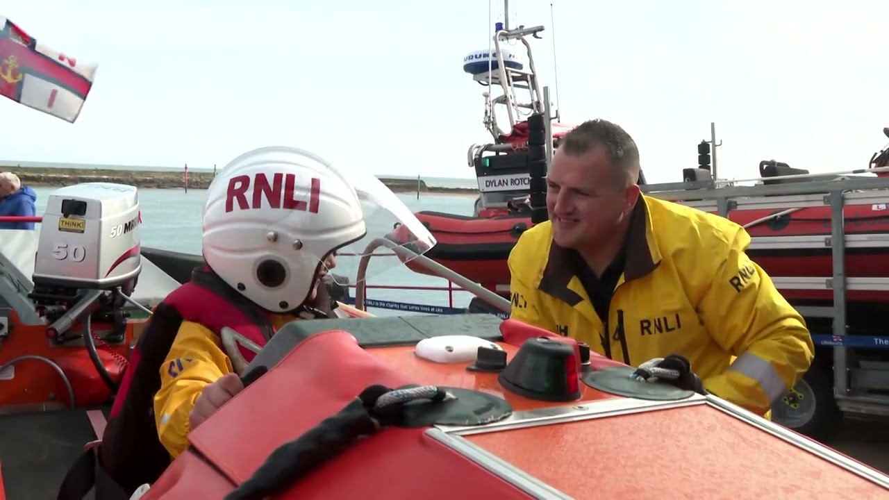 Arbroath schoolboy's RNLI fundraiser - STV News Report (Fraser Nicoll)
