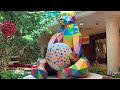Smiling King Bear at the Wynn
