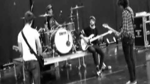 Paramore - 40 Days Of Riot Documentary (Part 1)