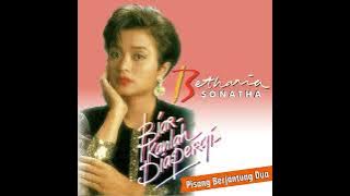 Betharia Sonatha - Pisang Berjantung Dua