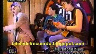 Video thumbnail of "Charly Garcia festeja su cumpleaños con Maradona - 1994"