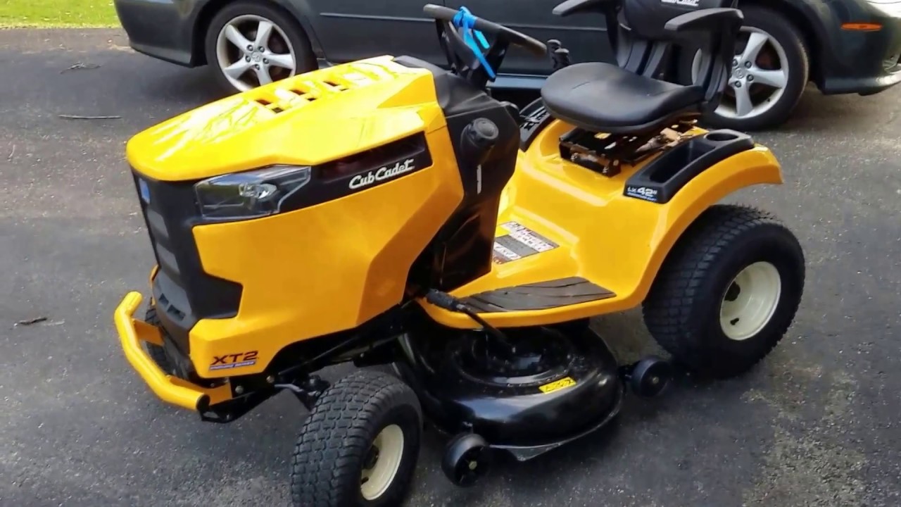 2017 Cub Cadet XT2 42" Kohler 22hp engine - YouTube